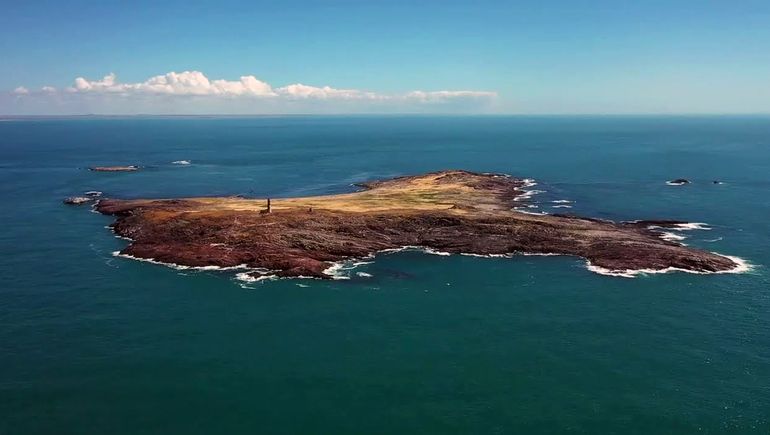 El Parque Interjurisdiccional Marino Isla Pingüino, en la provincia de Santa Cruz. El Parque Interjurisdiccional Marino Isla Pingüino, en la provincia de Santa Cruz.