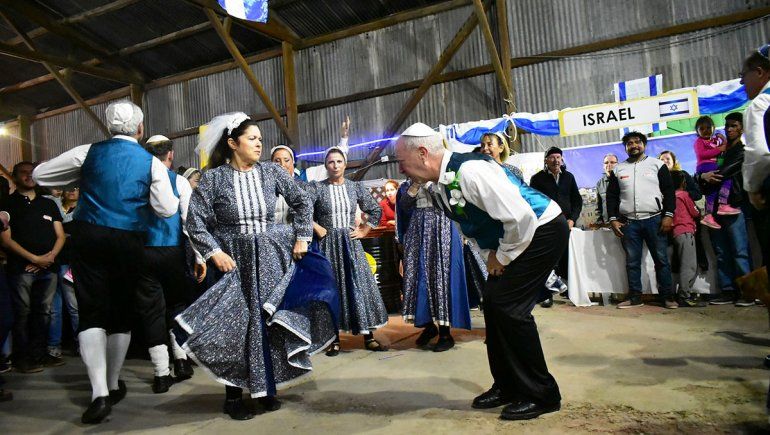 Zapala vivió a pleno su feria de las colectividades