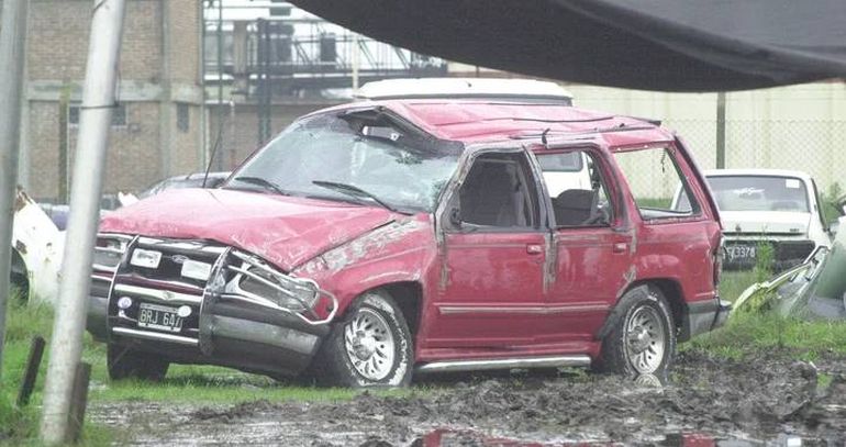 La camioneta de Rodrigo tras el accidente fatal. 
