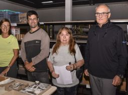 Para describir la vida prehistórica en la Patagonia, el equipo de paleontólogos de La Plata estudió durante 23 años fósiles de la formación Santa Cruz. Para describir la vida prehistórica en la Patagonia, el equipo de paleontólogos de La Plata estudió durante 23 años fósiles de la formación Santa Cruz.