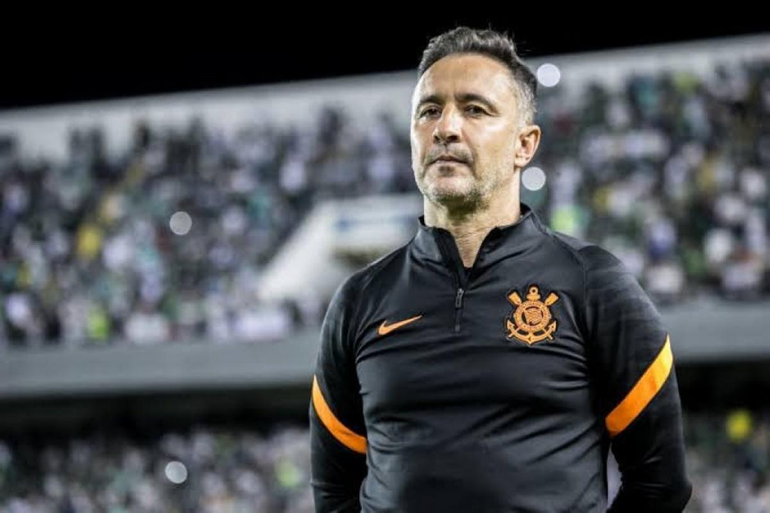 Huevos, omelette y Boca, la llamativa frase del DT de Corinthians