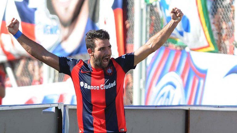 San Lorenzo le ganó 2 a 0 a Huracán en el clásico caliente