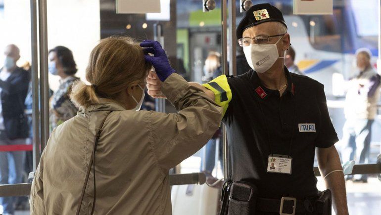 Italia tuvo el mayor pico de contagios en cinco meses