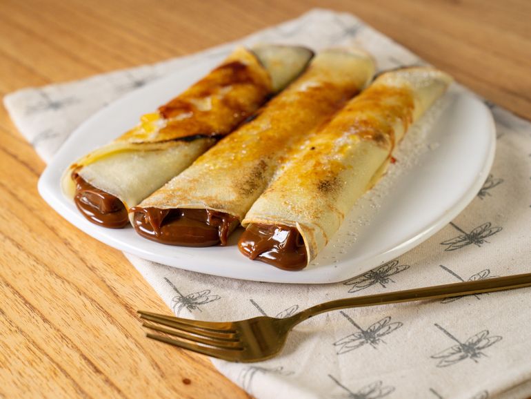 Un clásico argentino, panqueques con dulce de leche. Un clásico argentino, panqueques con dulce de leche.