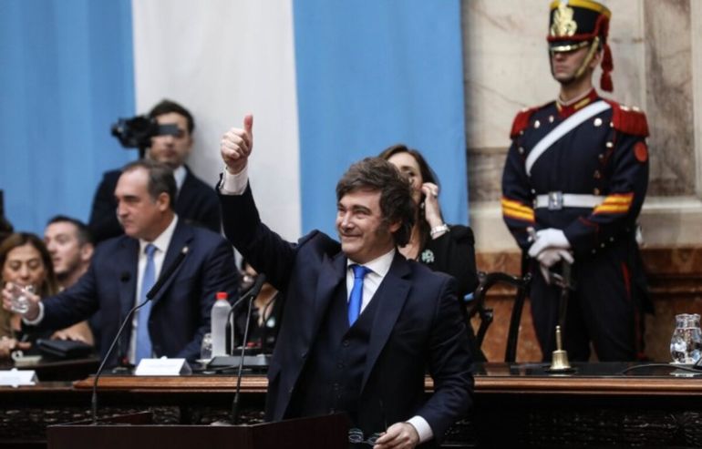 IDEA y la Cámara de Comercio se alinearon inmediatamente detrás de Javier Milei.