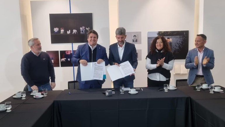 La Muni firmó con Mendoza un convenio para promocionar el turismo en ambas ciudades