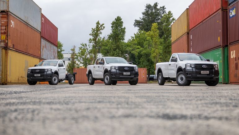 Ford Ranger XL. Ford Ranger XL.