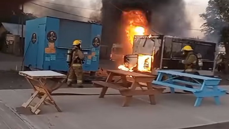 El incendio afectó el carro cervecero en Añelo