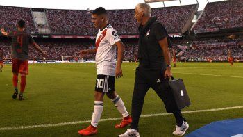 el momento en el que juanfer quintero se rompe la rodilla el momento en el que juanfer quintero se rompe la rodilla