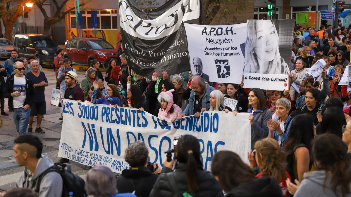 Neuquén marchó por la memoria a 49 Años del Golpe de Estado