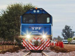 El Tren Vaca Muerta vuelve a ganar protagonismo con el Distrito Industrial. El Tren Vaca Muerta vuelve a ganar protagonismo con el Distrito Industrial.