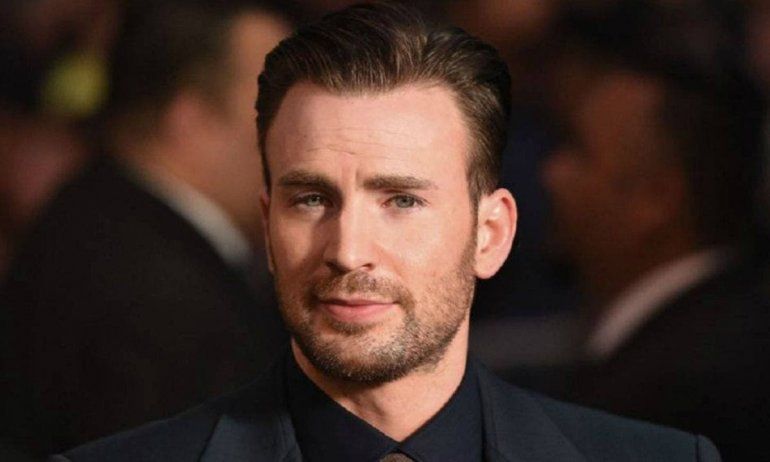 Chris Evans se mostró muy bien acompañado ¿Romance en puerta?