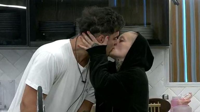 Cómo fue el momento caliente en el que Furia y Mauro se bañaron juntos en Gran Hermano