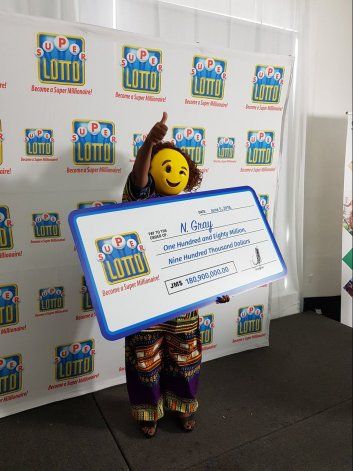 Ganador de la Lotería de Jamaica retiró su premio disfrazado