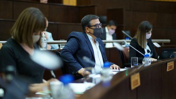 Los diputados oficialistas renunciaron al aumento de $70 mil