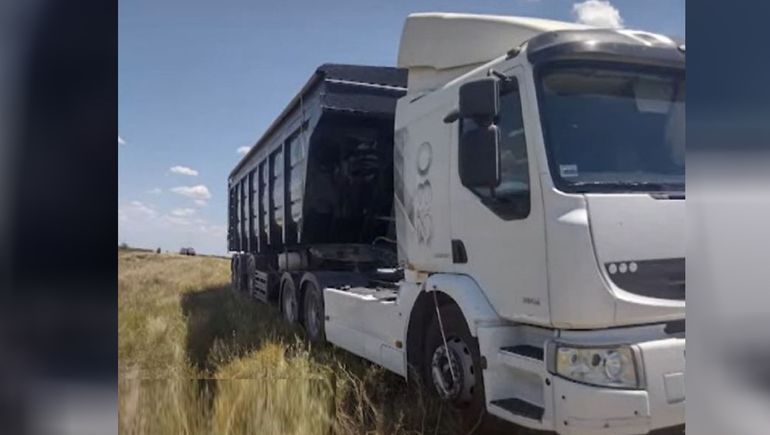 Atacan a camionero en plena Ruta 22 y le roban casi $2 millones
