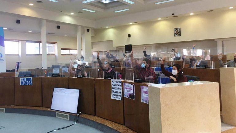 La oposición cuestiona que haya tres elecciones en pandemia.