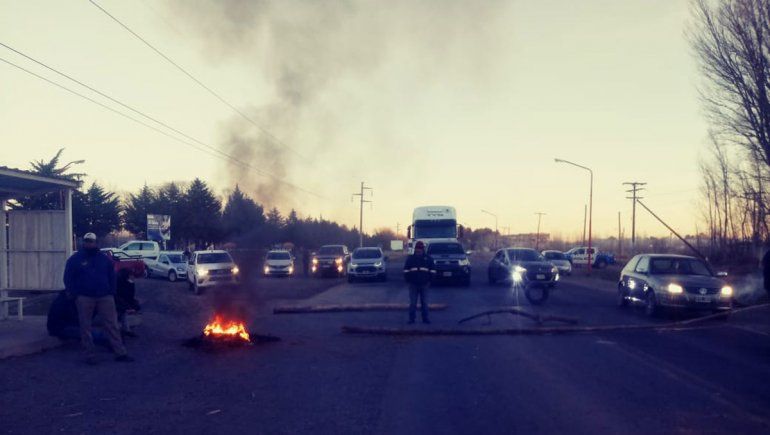 El Chañar: municipales levantaron el corte sobre Ruta 7