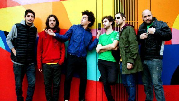 El septeto que teatraliza sus shows también estará en el Lollapalooza