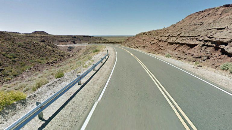 Una mujer perdió el control de su auto, volcó y murió cerca de Picún Leufú