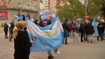 asi se vivio el banderazo del #9j en cipolletti asi se vivio el banderazo del #9j en cipolletti