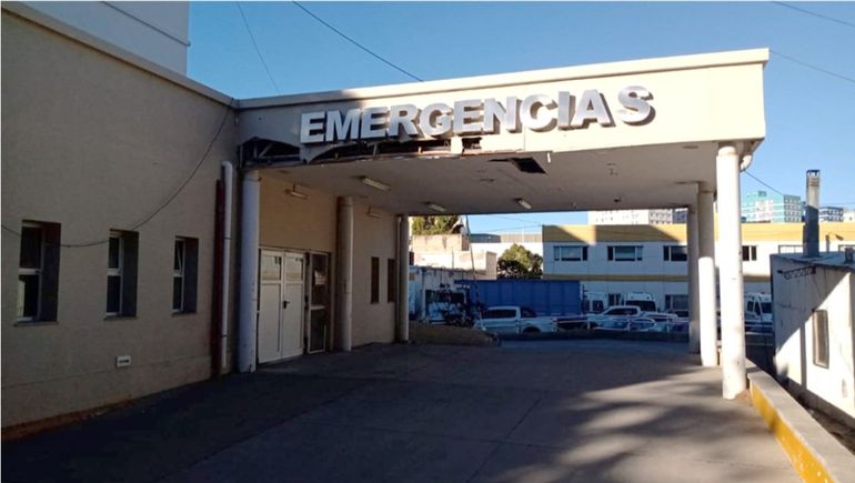 Al llegar a la guardia del Hospital de Comodoro Rivadavia