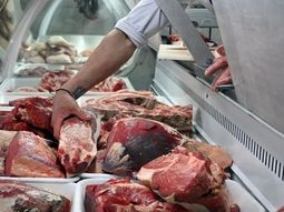 Los precios de la carne siguen en baja, clave para el consumidor en estas fiestas. Los precios de la carne siguen en baja, clave para el consumidor en estas fiestas.