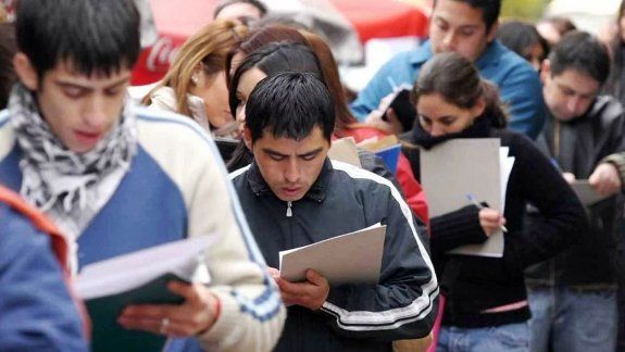 El desempleo afecta a unas 9 mil personas en Neuquén