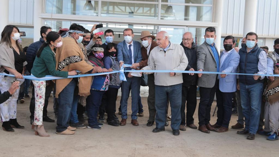 Los anuncios de Gutiérrez al inaugurar el centro intercultural de Ruca Choroi