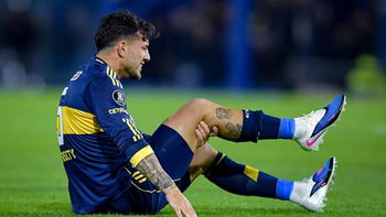 Paredes recibió una patada criminal por Copa Libertadores. Paredes recibió una patada criminal por Copa Libertadores.
