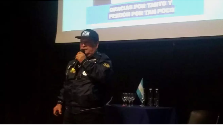 El excombatiente Jorge Railuff en una charla que dio en el microcine de Río Mayo en 2024. El excombatiente Jorge Railuff en una charla que dio en el microcine de Río Mayo en 2024.