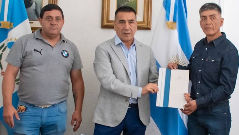 Ramón Rioseco acordó paritarias con la Junta Interna Municipal de ATE. Ramón Rioseco acordó paritarias con la Junta Interna Municipal de ATE.