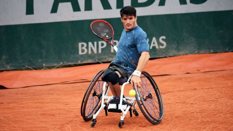 Lobito Fernández se consagró campeón sobre silla de ruedas