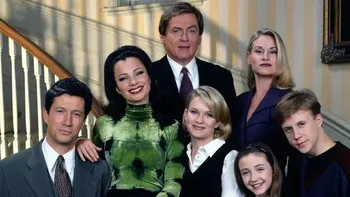 La Niñera: cómo está hoy Lauren Lane, la actriz que interpretaba a la señorita Babcock La Niñera: cómo está hoy Lauren Lane, la actriz que interpretaba a la señorita Babcock
