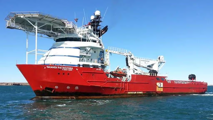 Buques Skandi Hera y BG Warrior operan en el sistema de fondeo de monoboyas en Punta Colorada. Buques Skandi Hera y BG Warrior operan en el sistema de fondeo de monoboyas en Punta Colorada.