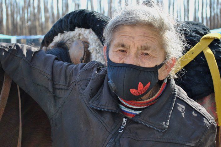 La mujer de Chos Malal que se resiste.