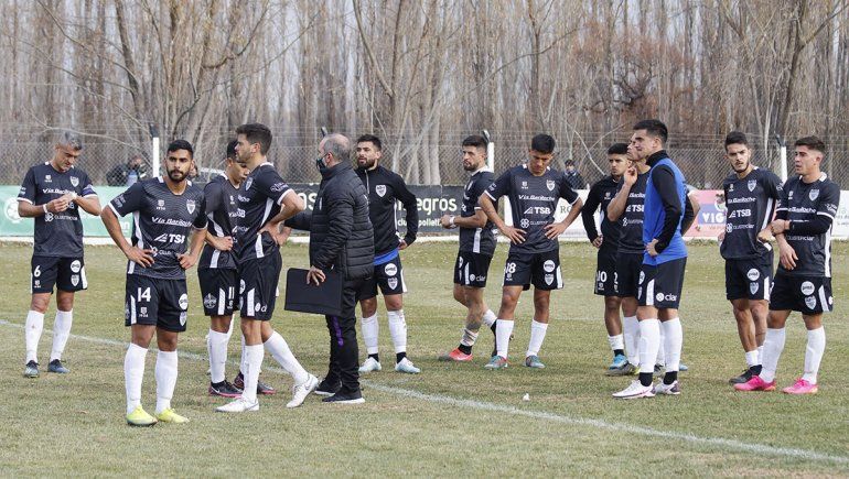 Cipo debe encontrar rápido su mejor versión de cara a la presentación como local ante los líderes de la zona Sur.