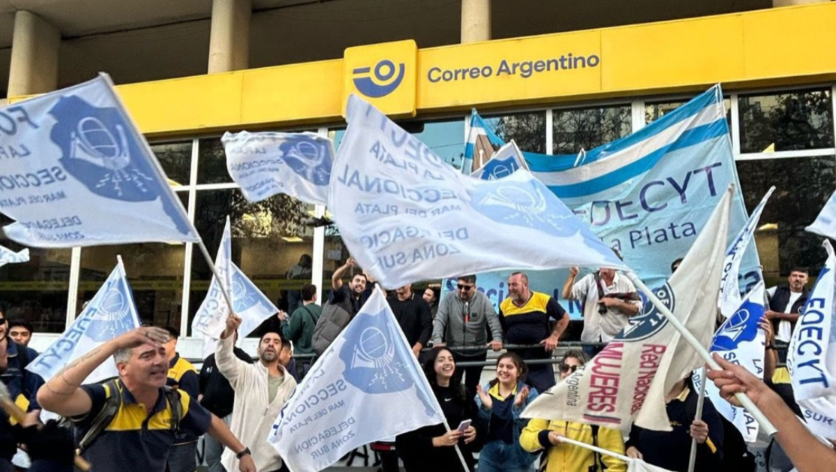 La dura advertencia de los trabajadores del Correo Argentino: Nos tienen de rehenes