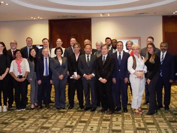 buenos aires reunio a referentes mundiales de la industria energetica