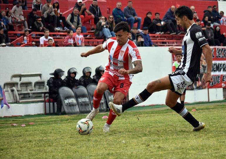 Del golazo que sufrió Cipo al cambio de DT en Deportivo Rincón: así quedó la tabla del Federal A