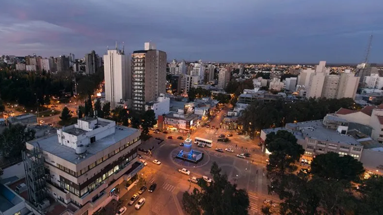 Neuquén lanzó un descuento del 20% en la licencia comercial | LM Neuquen Neuquén lanzó un descuento del 20% en la licencia comercial