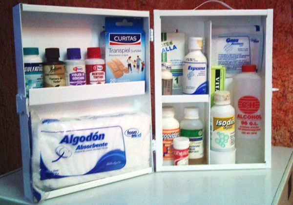 Recomiendan tener un botiquín de primeros auxilios para las vacaciones