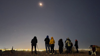 En Neuquén se desarrollará un evento para ver la Luna de Fresa.