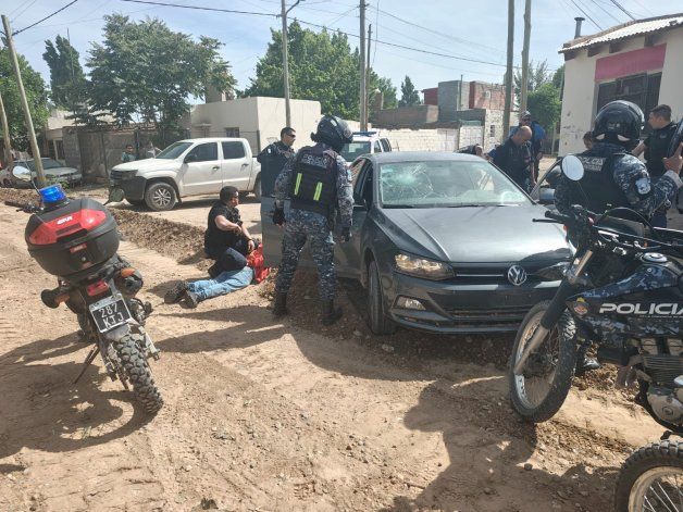 El vehículo utilizado por los prófugos era robado