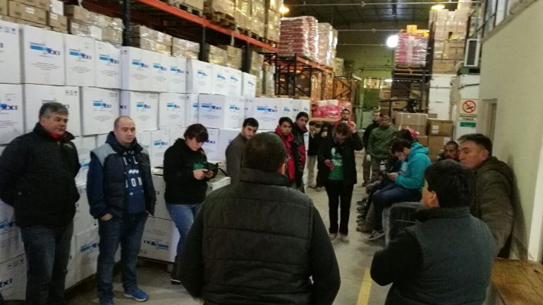 Paro por tiempo indeterminado en el Depósito Central de Salud