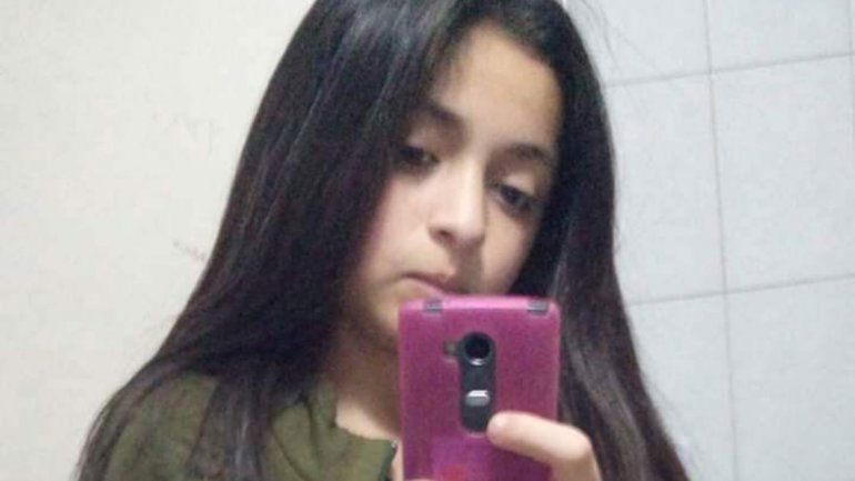 Buscan a una adolescente de 13 que desapareció de su casa ayer