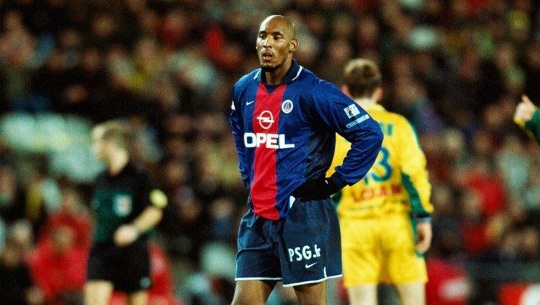 Nicolas Anelka puso a Mbappé por encima de Messi en el PSG.