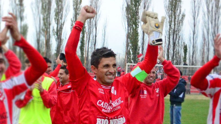 Peralta podría tener algunos minutos en La Chacra ante Chivilcoy.