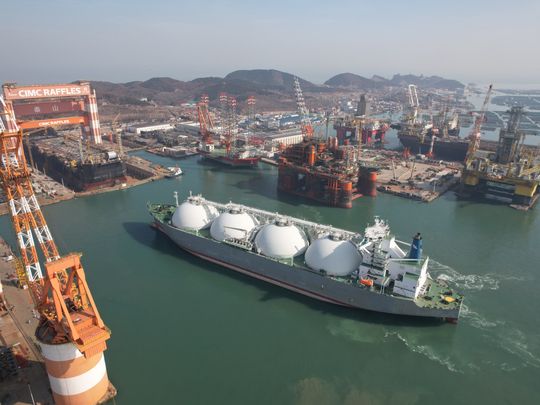 El buque MKII de Southern Energy llegará en 2028 a Río Negro.