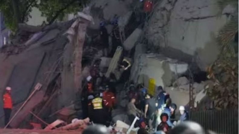 El Ministerio de Comunicación venezolano informó que el rescate se realizó en un edificio de Los Corales. | LM Neuquen El Ministerio de Comunicación venezolano informó que el rescate se realizó en un edificio de Los Corales.